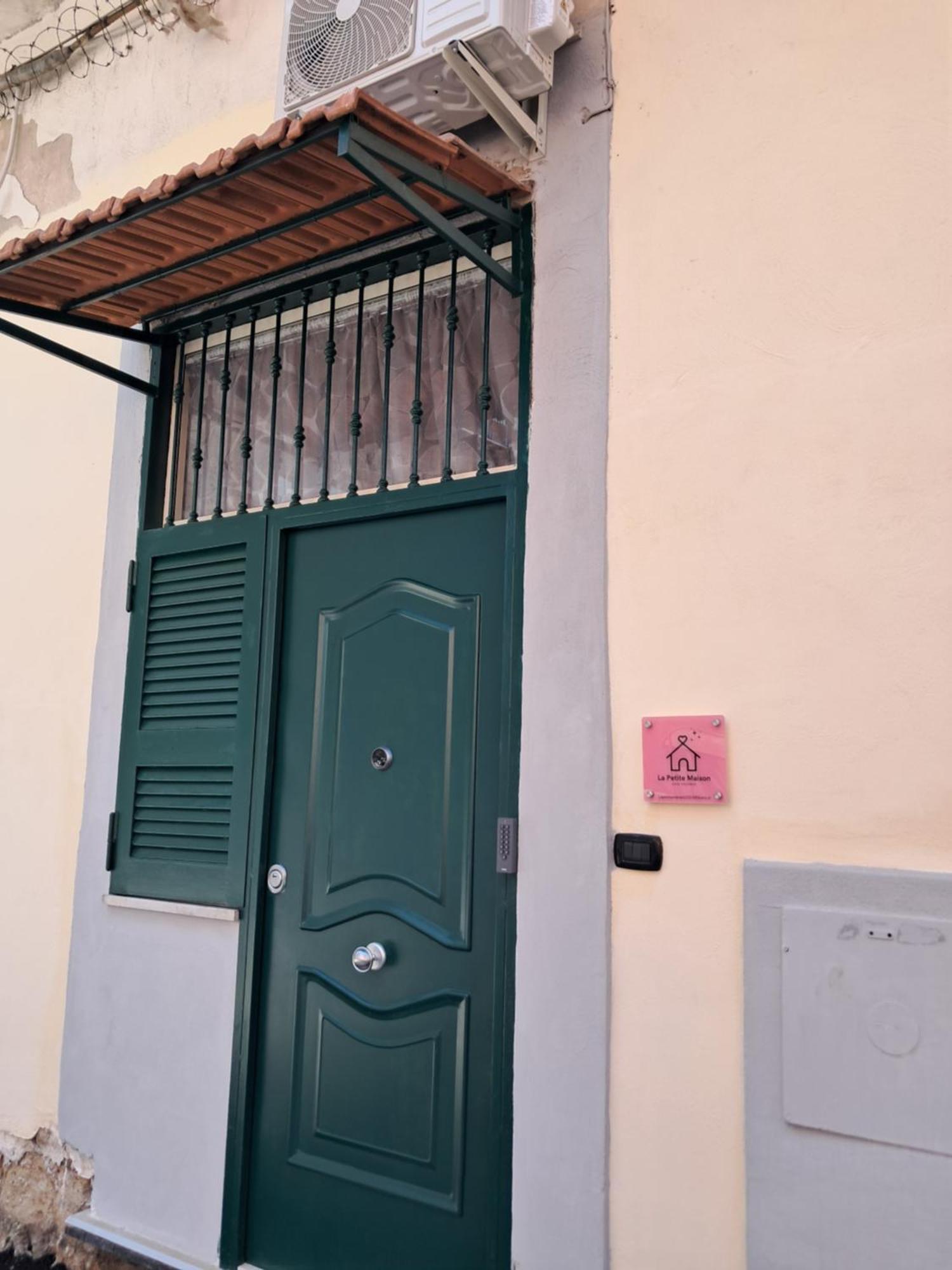 La Petite Maison Neapol Exteriér fotografie